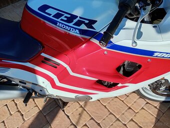 Prodám Honda CBR 1000 f - 6