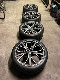 Letní sada original Audi Performance SQ7 / Q7 BBS titan matt - 6