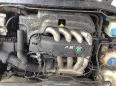 Skoda Octavia 1,8 20V 1998 - díly - zachovala - 6