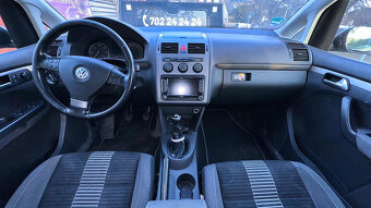 Vůz na náhradní díly VW Touran 1T2 FL 2009 BMM KNR LC9X - 6