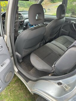 Toyota RAV4 2.0D-4D, 4x4, R.V. 2003. - 6