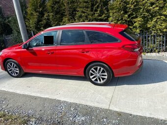 hyundai i30 combi rv2019- 103kw- 105000km- kamera - 6