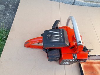 Historická motorová pila Homelite XL - 6
