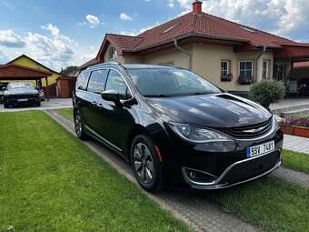 Chrysler Pacifica, 3.6L V6 HYBRID, DPH, 7míst - 6