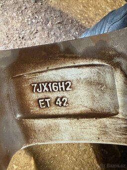 Letní pneu 205/55 R16 + disky Audi - 6