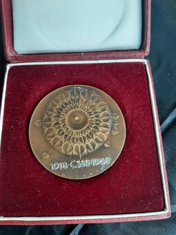 Medaile,vyznamenání různé,socialismus. - 6