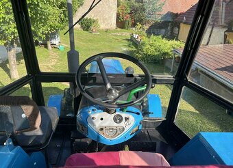 Traktor Zetor6711 - 6