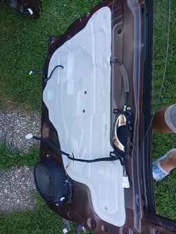 NISSAN NAVARA D23 DVEŘE LEVÉ Z RV 2021 PĚKNÉ - 6