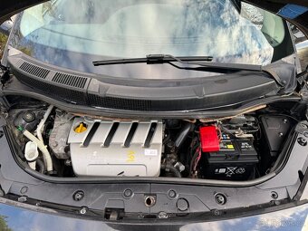 Renault Scénic 2.0 - 6