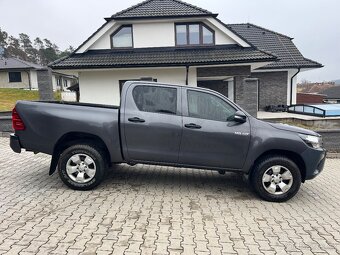 Prodám Toyota Hilux 2.4 D4-D - 6