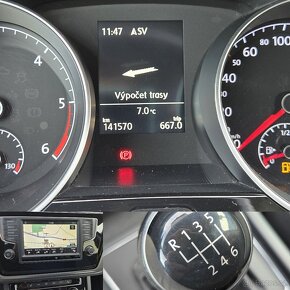 VW TOURAN 2,0TDi MODEL 2017 110kW 7 MÍST NAVI , TOP - 6