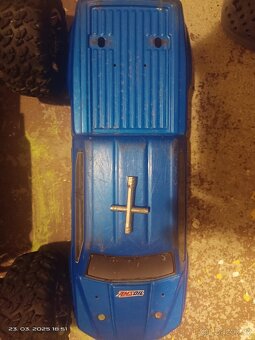 RC auto arrma big rock 3s - 6