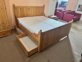Krásná dřevěná Ložnice IKEA HURDAL z masivu Komplet - 6