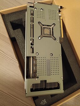 SAPPHIRE NITRO+ Radeon RX 7800 XT GAMING OC 16GB - 6