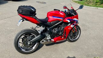 Honda cbr650r - 6