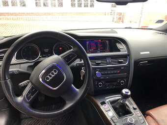 Audi A5 3.0 TDI, manuál , B&O, S-line, rozvody, 2x ALU - 6