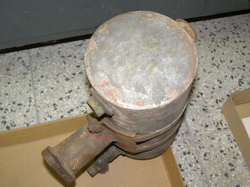 Prodám palivovou nádržku z motoru Lorenz 3 HP - 6