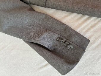 Chlapecký oblek 15let tmavě šedivý - 6