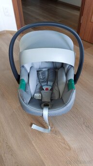 Dětská autosedačka Aton S2 i-Size včetně ISOFIX báze - 6