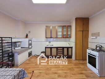 Prodej rodinného domu v Kokorách blízko Olomouce s přístavky - 6