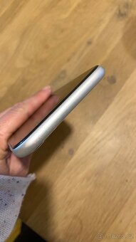 iPhone 11 64GB bily, top stav - 6