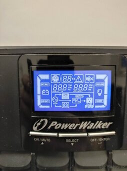 BLUE WALKER VF1 1500 - záložní zdroj 1200 W - 6