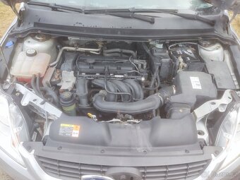Prodám Ford Focus 1.6 74kw - 6