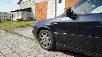 Lancia Delta HPE 1.6 - 6