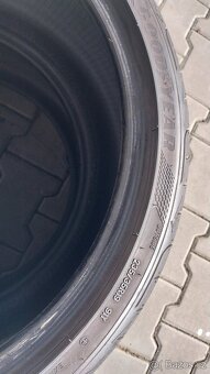 Prodám 2 x letní pneu Goodyear 235/35/19 - 6