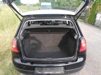 VW GOLF 1.6i BENZIN 75 KW KLASIKA ZA 59000 KČ - 6
