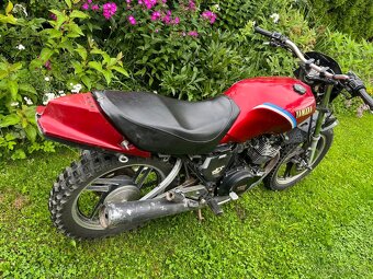 Yamaha XS 400 - 6