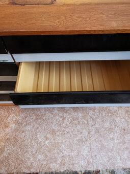 IŘÍ JIROUTEK Komoda U-450 (60. léta) Rezervace do utery - 6