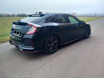Honda Civic 1.5i VTEC Sport Plus 134 kW Manuál - 6
