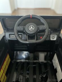 Elektrické autíčko Mercedes - AMG - 6