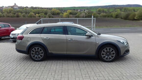 Opel Insignia 2,0 CDTi Sports Tourero SW 4x4 Nová TK - 6