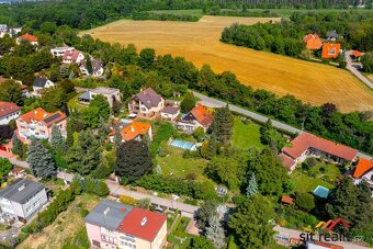 Lukrativní velký pozemek pro stavbu RD, 1100 m2, exklusivní - 6