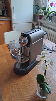 Kávovar Nespresso,včetně boxu na kapsle a kávových kapslí - 6