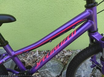 Značkové dětské kolo SPECIALIZED 20" (fialová) - 6