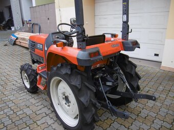 Malotraktor KUBOTA GT19D - 6