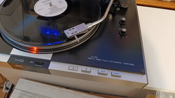 JVC JL-F50 Stereo Full Automatic Turntable (1977) - 6