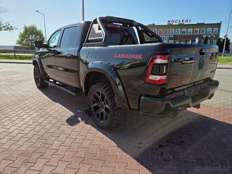 DODGE RAM V 1500 2020 5.7 HEMI 4x4 LARAMIE OFF-ROAD - 6