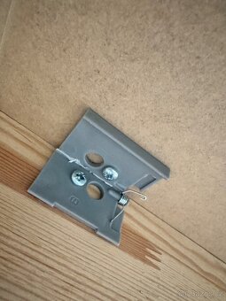 Stůl z masivu rozkládací + 5 krát židle - 6