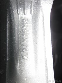 ALU KOLA NOVÉ 6x15 ET 37, 5x105, 4ks - 6