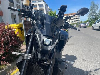 Yamaha MT09 - 6
