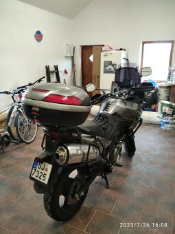 Suzuki V Strom 650 - 6