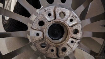 Originál kola disky BMW r18 619 zimní pneu 245/45 - 6