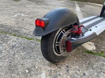 LUXUSNÍ ELEKTROKOLOBĚŽKA ECOWHEEL G4 - 6