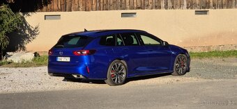 Opel Insignia GSi 4x4 154kW diesel tažné - 6
