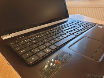 HP Pavilion dv7 (i7-2630QM, 8GB RAM, Radeon HD 6770M, 17.3" - 6