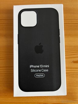 Silikonový kryt iPhone 13 Mini s Magsafe - 6